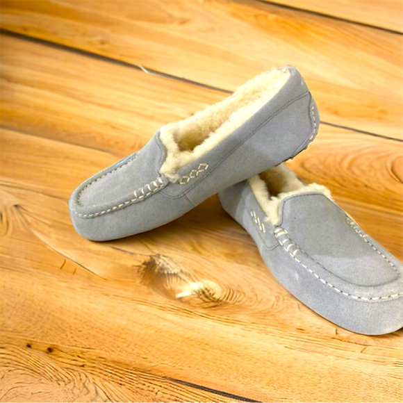 Ugg Moccasins Sz 8 Gray - Picture 2 of 7